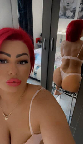 disponible-charmante-sexy-bruna-se-deplace-fellation-sans-condom-big-1