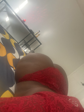 freakyblackhoe-big-4